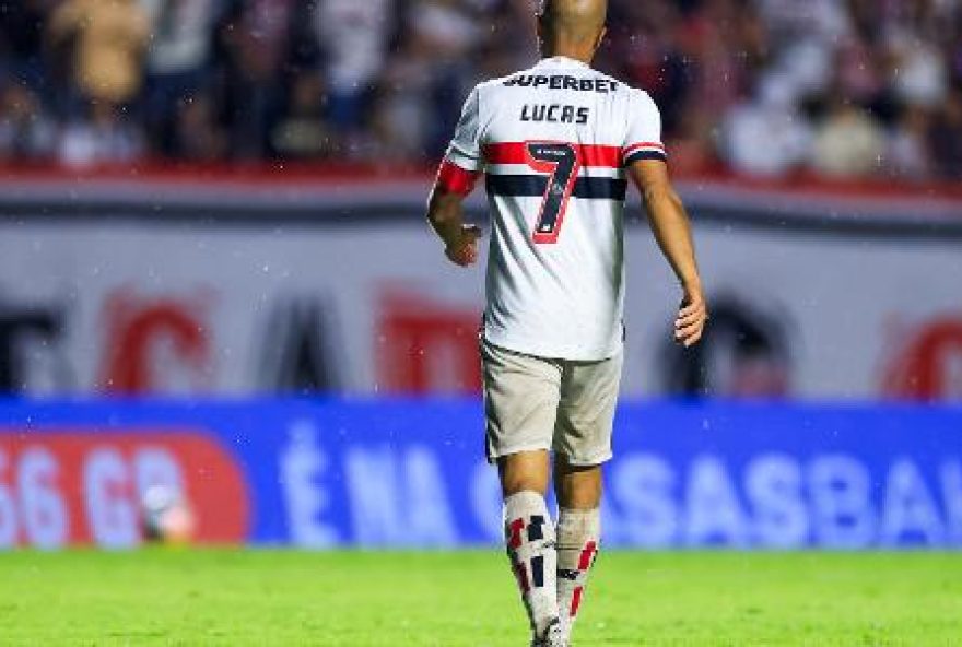 sao-paulo3A-lucas-moura-relacionado-para-partida-contra-o-galo-na-arena-mrv sao-paulo3A-lucas-moura-relacionado-para-partida-contra-o-galo-na-arena-mrv
