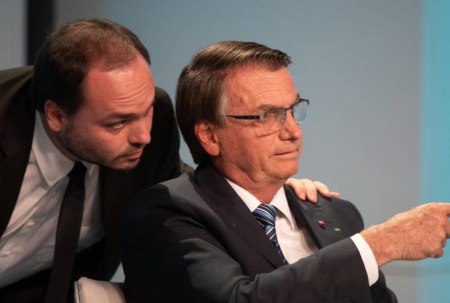 saude-de-bolsonaro-preocupa3A-crises-de-soluco-evoluem-para-quadro-grave-de-azia saude-de-bolsonaro-preocupa3A-crises-de-soluco-evoluem-para-quadro-grave-de-azia