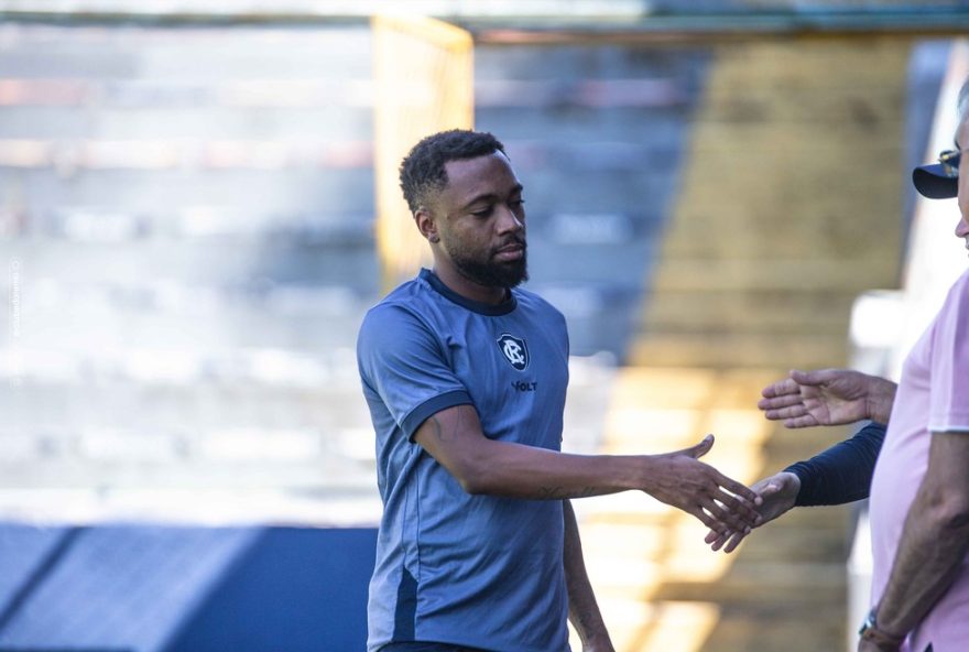 savio-do-remo-fala-sobre-injuria-racial-e-importancia-de-combater-o-racismo-no-futebol