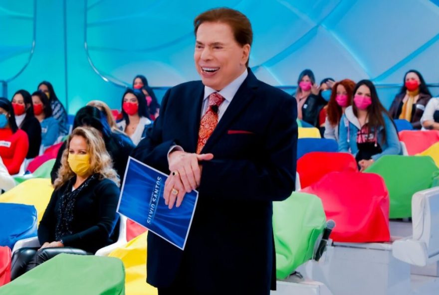 sbt-marca-volta-do-programa-silvio-santos-inedito-com-plateia-e-convidados_2940-scaled