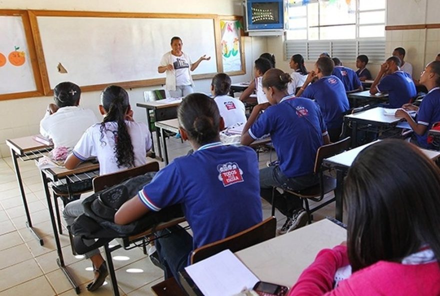 sec-publica-portaria-que-regulamenta-curriculo-do-ensino-medio-na-bahia3A-novas-diretrizes-e-itinerarios-formativos-para-os-estudantes