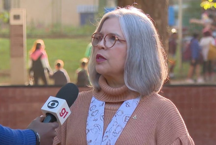 secretaria-de-educacao-do-df-tira-abono-durante-greve-dos-professores3A-entenda-o-caso