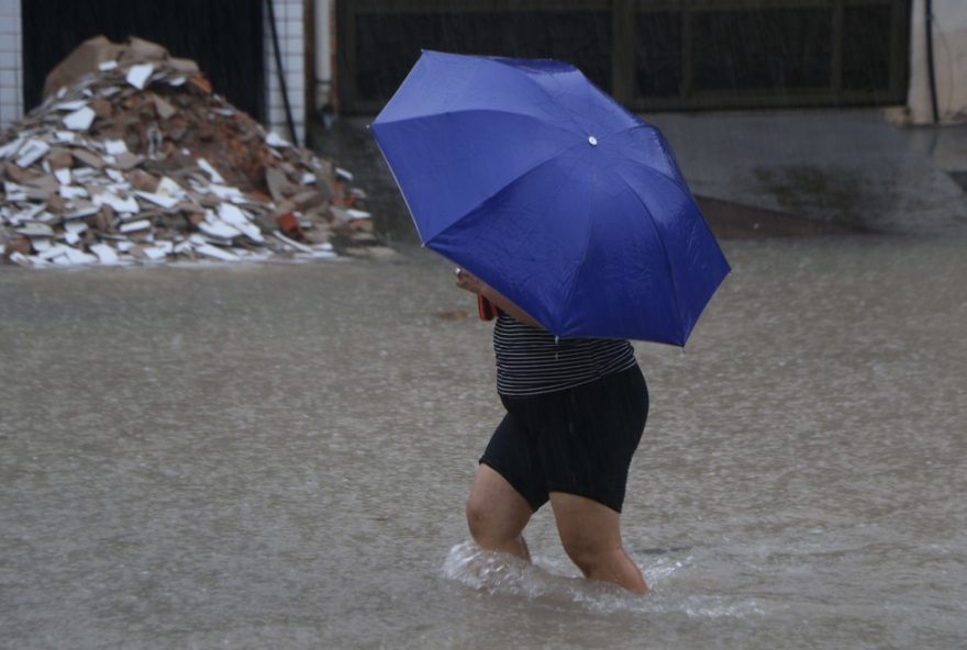 secretaria-de-saude-alerta3A-risco-de-leptospirose-em-areas-alagadas