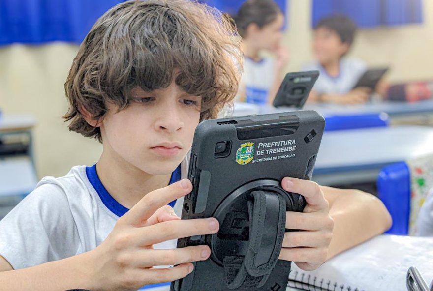 seis-escolas-de-tremembe-recebem-premio-excelencia-educacional-escola-ouro