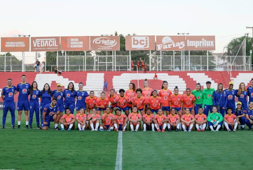 selecao-brasileira-feminina-sub-20-enfrenta-o-mexico-em-goiania