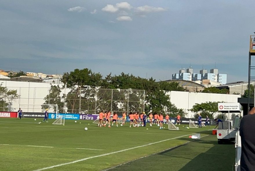 selecao-feminina3A-arthur-elias-lidera-treino-para-amistosos-contra-o-japao-e-retorno-de-marta