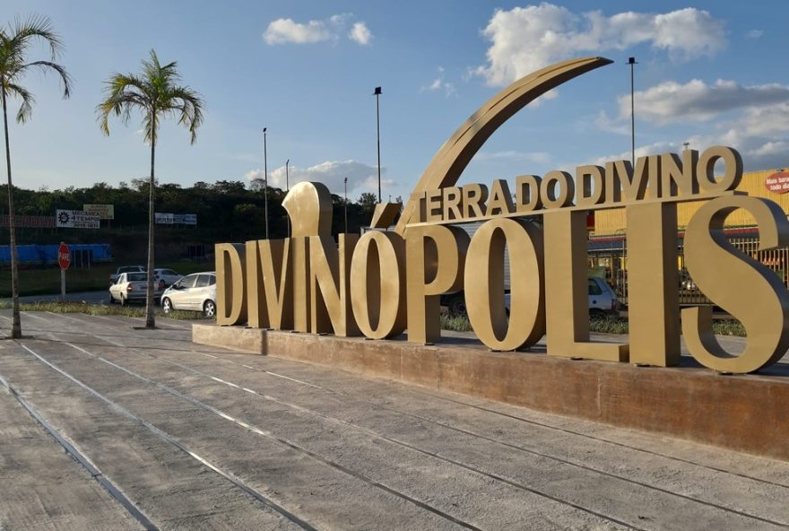 semana-do-turismo-em-divinopolis3A-corrida2C-feira-gastronomica2C-forum-e-shows