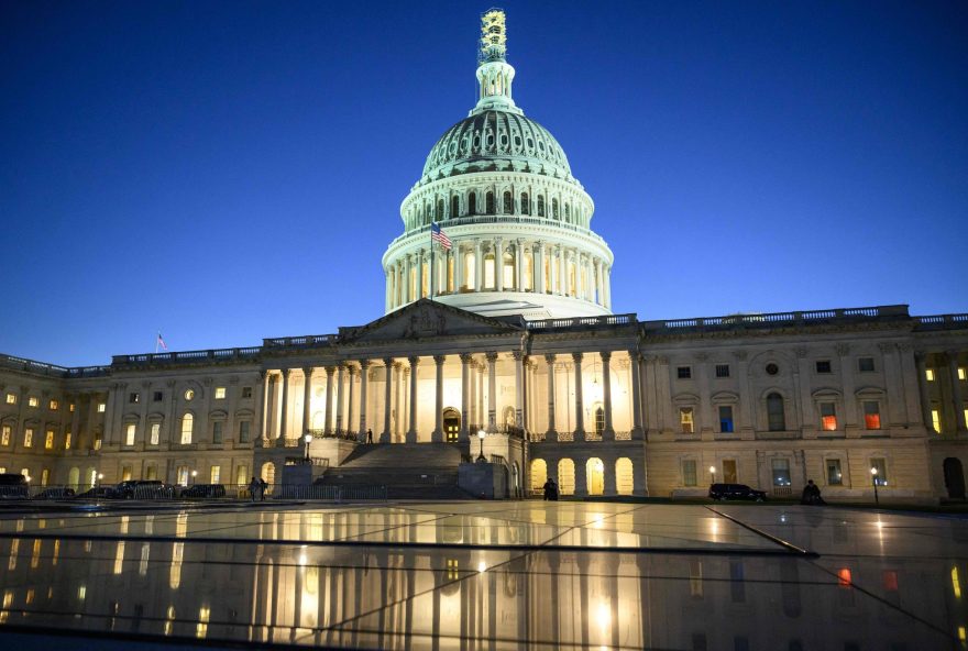 senado-dos-eua-rejeita-votar-orcamento2C-em-reacao-a-crise-sobre-imigrantes2C-e-governo-pode-sofrer-nova-paralisacao senado-dos-eua-rejeita-votar-orcamento2C-em-reacao-a-crise-sobre-imigrantes2C-e-governo-pode-sofrer-nova-paralisacao