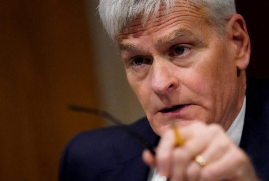 senador-bill-cassidy-pede-investigacao-completa-apos-tiroteio-em-minneapolis3A-repercussao-e-polemicas senador-bill-cassidy-pede-investigacao-completa-apos-tiroteio-em-minneapolis3A-repercussao-e-polemicas