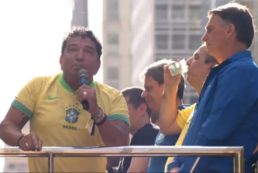 senador-magno-malta-tenta-visitar-bolsonaro2C-mas-e-impedido-por-falta-de-autorizacao-do-supremo senador-magno-malta-tenta-visitar-bolsonaro2C-mas-e-impedido-por-falta-de-autorizacao-do-supremo