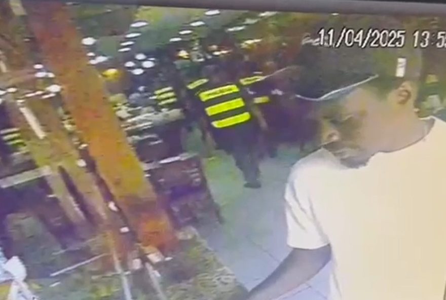 senegales-morto-pela-pm-em-sp-nao-estava-vendendo-mercadorias2C-video-mostra-incidente-no-centro