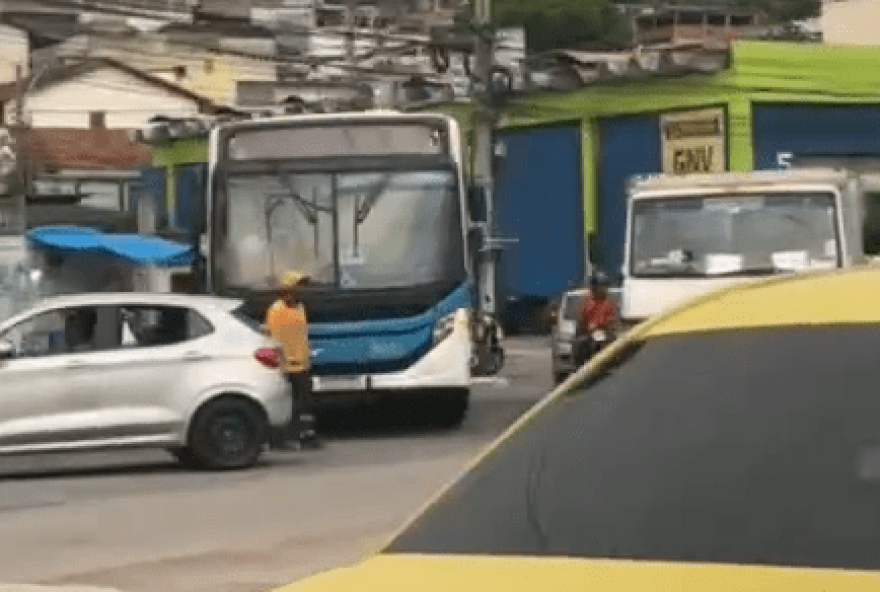 sequestro-de-onibus-no-rio3A-forcas-de-seguranca-mobilizadas-e-medidas-de-prevencao-em-acao sequestro-de-onibus-no-rio3A-forcas-de-seguranca-mobilizadas-e-medidas-de-prevencao-em-acao