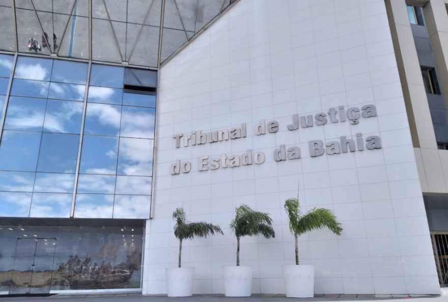 servidores-encerram-greve-no-tj-ba-apos-proposta-de-pccv