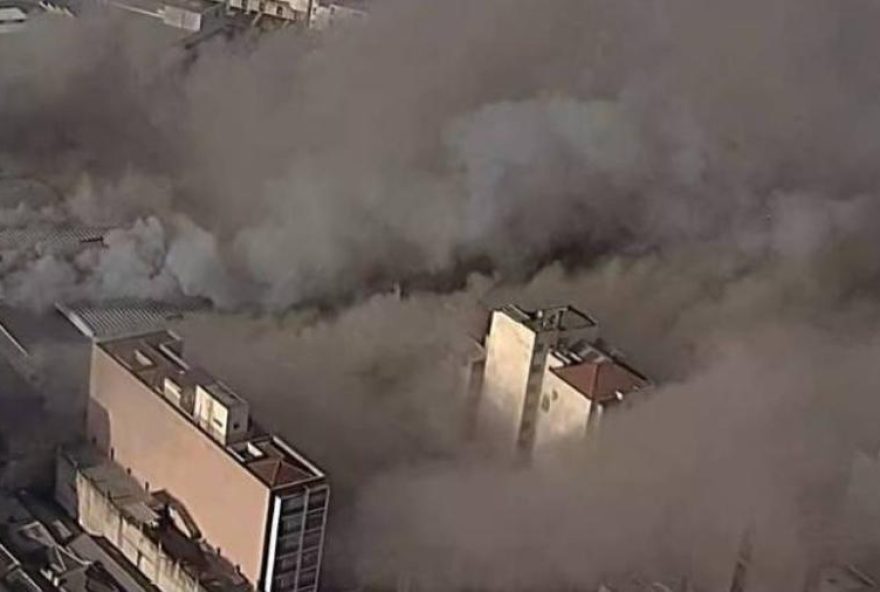 shopping-e-atingido-por-incendio-no-bras-ps-1730285484183_v2_900x506