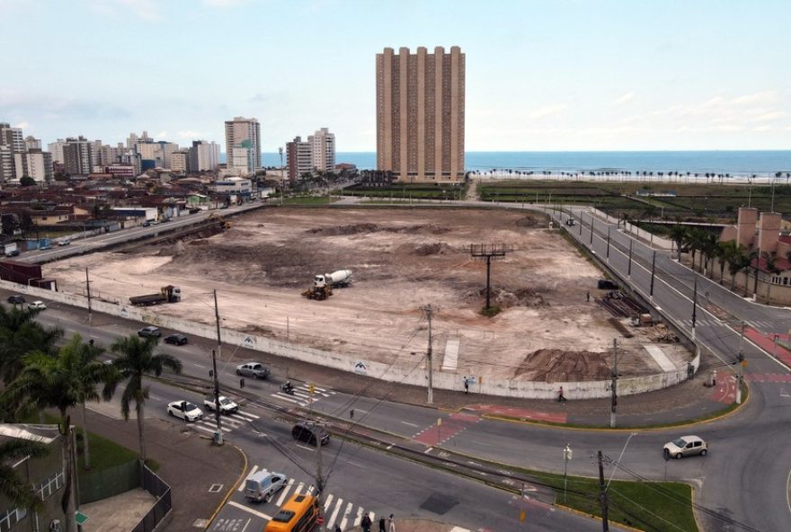 shopping-villamar-em-praia-grande3A-300-lojas-e-4-mil-empregos