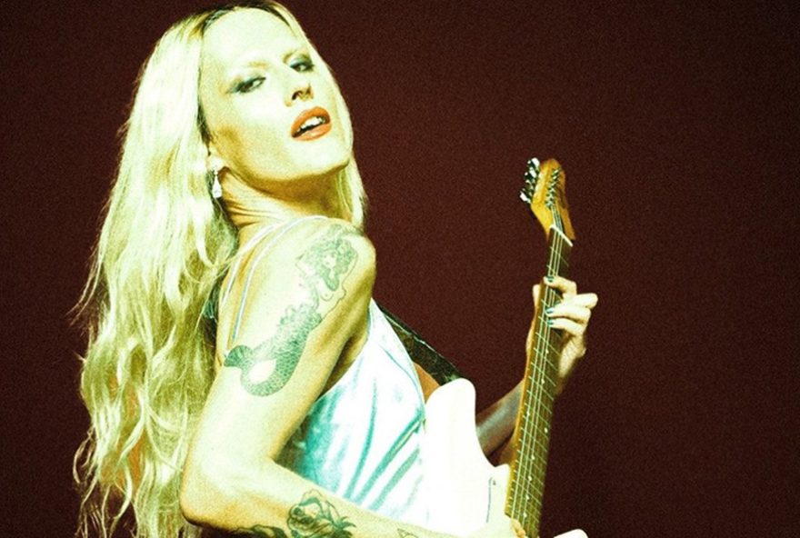 show-gratuito-em-sp3A-catto-interpreta-fruto-proibido-de-rita-lee-26-tutti-frutti