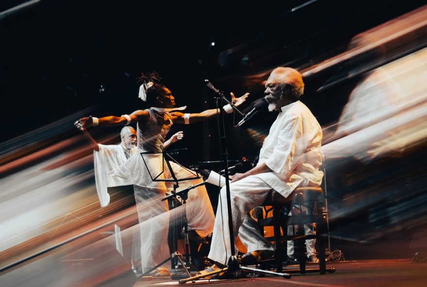 show-sinfonico3A-mateus-aleluia-e-a-sinfonia-afro-na-bahia-profunda show-sinfonico3A-mateus-aleluia-e-a-sinfonia-afro-na-bahia-profunda