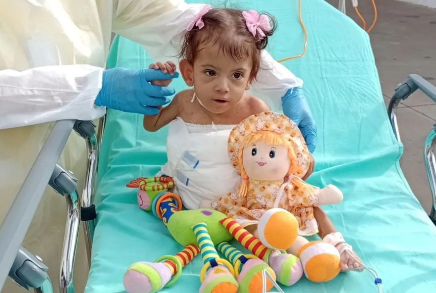 siamesa-de-sp-que-foi-separada-em-goiania-morre-na-vespera-de-natal siamesa-de-sp-que-foi-separada-em-goiania-morre-na-vespera-de-natal