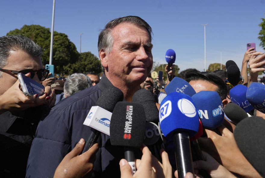 silencio-de-bolsonaro-e-previa-da-inflacao-destravam-bom-humor-em-ultimo-pregao-pre-natal silencio-de-bolsonaro-e-previa-da-inflacao-destravam-bom-humor-em-ultimo-pregao-pre-natal