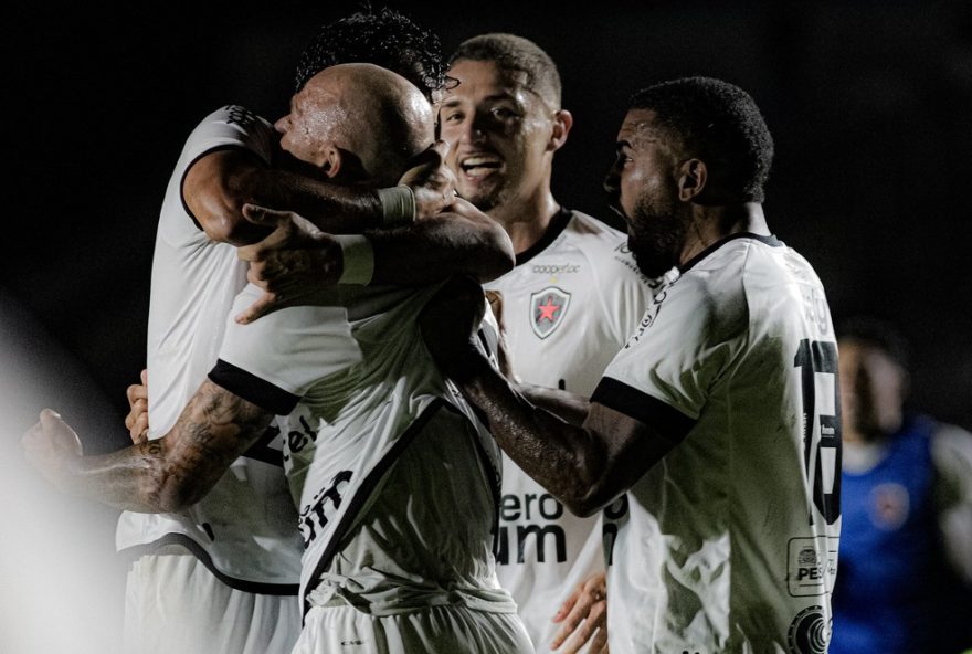 silvinho-mantem-sonho-do-botafogo-pb-vivo-na-serie-c3A-confianca-na-classificacao