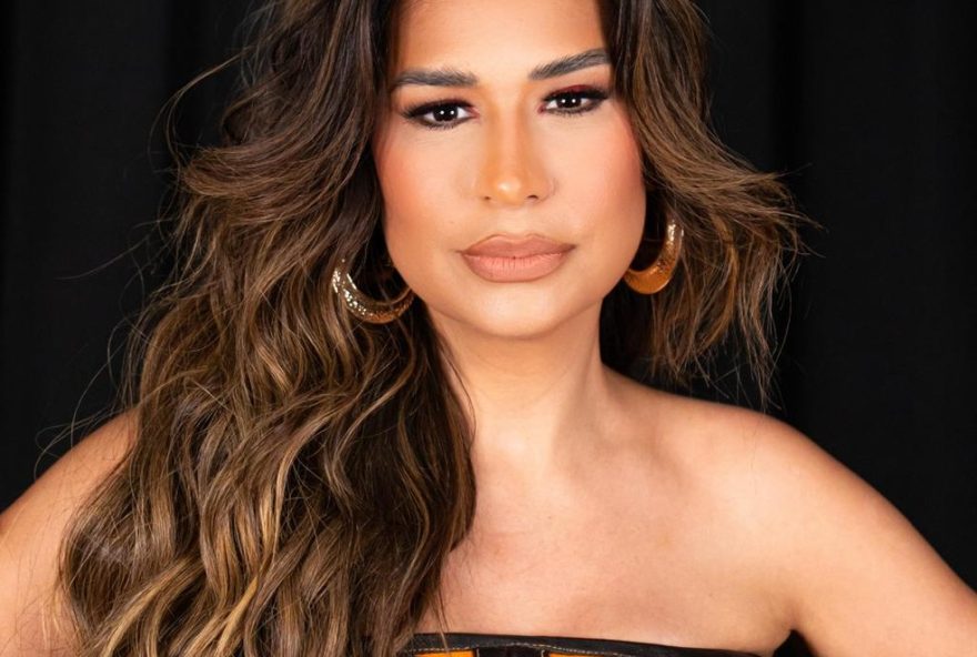 simone-mendes-em-brasilia3A-gravacao-do-dvd-22o-melhor-de-mim22-no-na-praia-parque