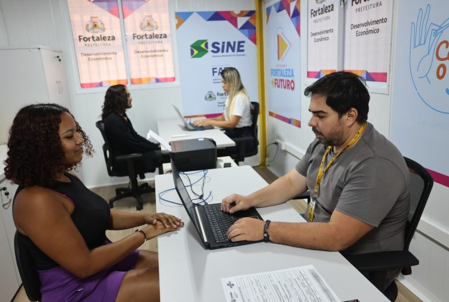 sine-municipal-de-fortaleza-oferta-mais-de-2-mil-vagas-de-emprego-em-diversas-areas-e-empresas3A-confira-as-oportunidades