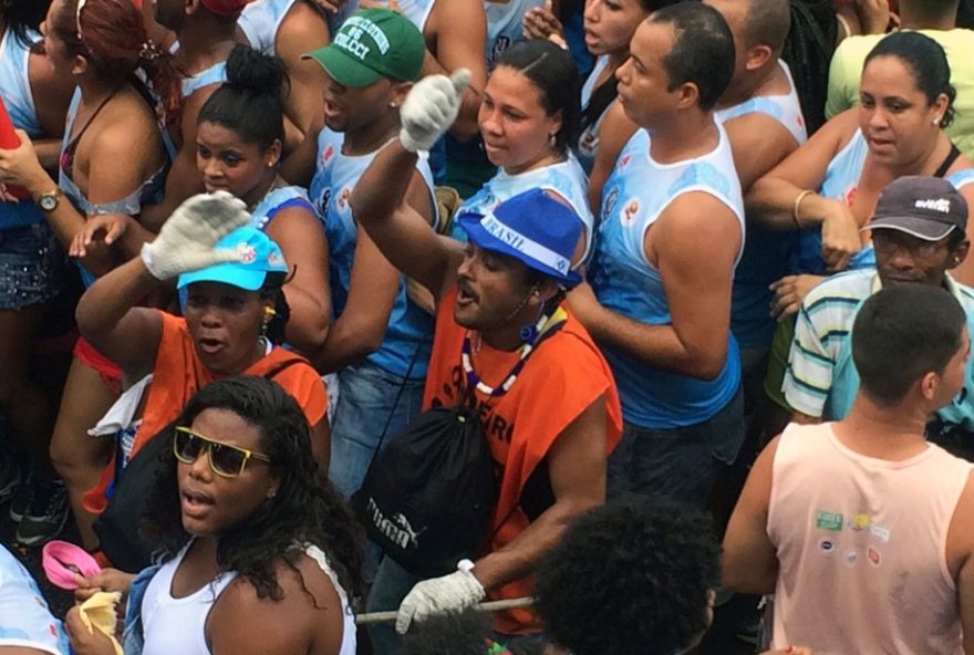 sinebahia-oferece-500-vagas-para-cordeiros-no-carnaval-de-salvador3A-diaria-de-r24110-e-epis-inclusos.-saiba-como-se-candidatar sinebahia-oferece-500-vagas-para-cordeiros-no-carnaval-de-salvador3A-diaria-de-r24110-e-epis-inclusos.-saiba-como-se-candidatar