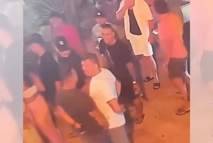 soldado-e-morto-em-briga-na-praia-do-futuro3A-pms-suspeitos-detidos soldado-e-morto-em-briga-na-praia-do-futuro3A-pms-suspeitos-detidos