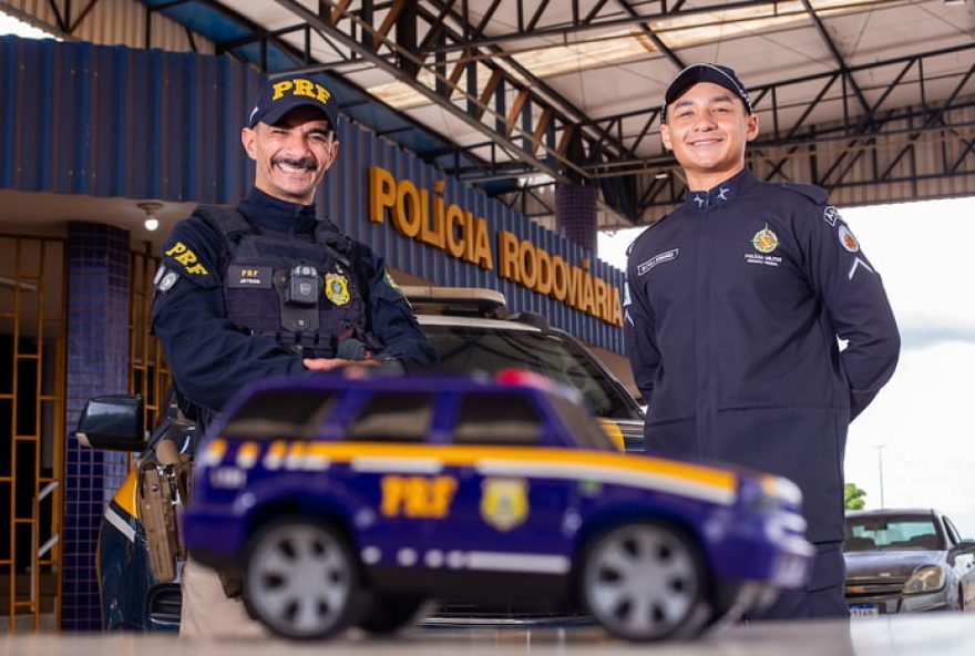 soldado-reencontra-agente-da-prf-que-o-inspirou-a-seguir-carreira-policial