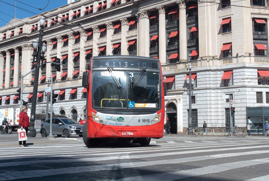 sptrans-divulga-alteracoes-nos-itinerarios-de-onibus-para-blocos-de-pre-carnaval-em-sp