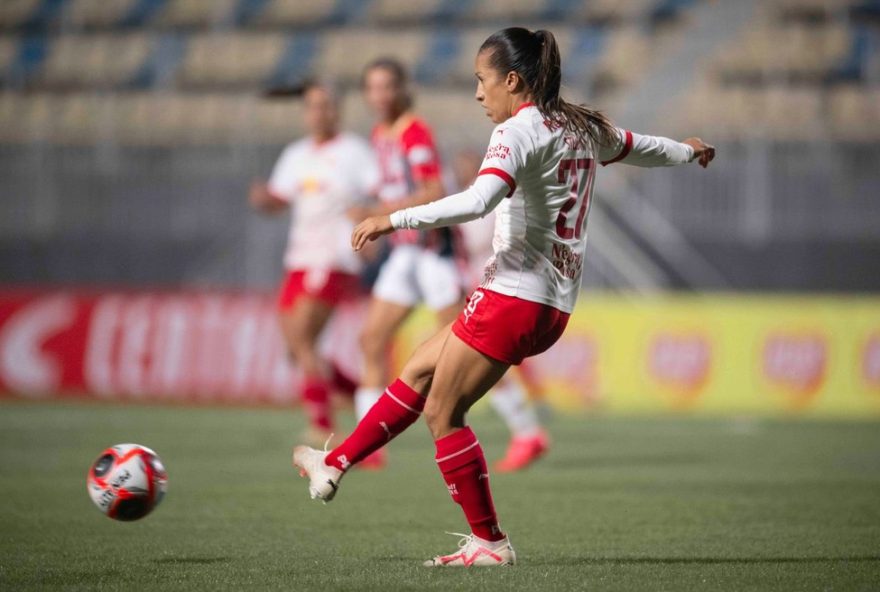 stella-terra-e-aline-milene-denunciam-machismo-da-arbitragem-em-jogo-do-paulistao-feminino3A-federacao-vai-apurar