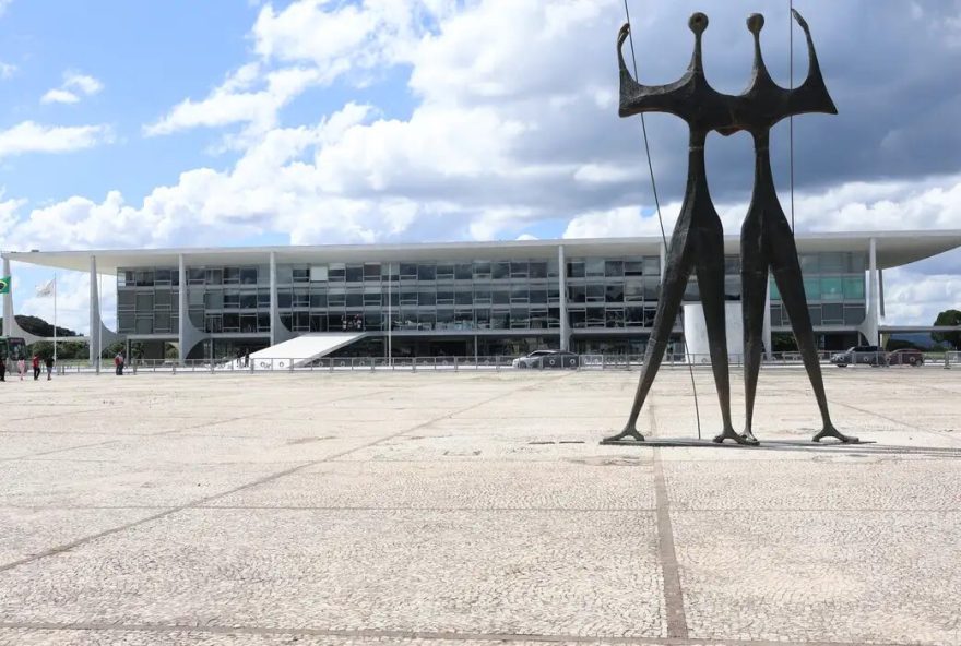 stf-adota-esquema-inedito-de-seguranca-para-julgamento-de-bolsonaro