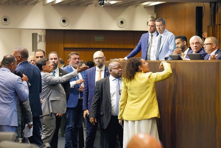 stf-aguarda-comunicacao-da-alerj-para-decidir-sobre-soltura-de-bacellar stf-aguarda-comunicacao-da-alerj-para-decidir-sobre-soltura-de-bacellar