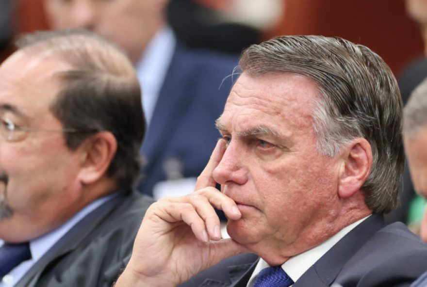 stf-deve-impor-punicoes-severas-a-bolsonaro-e-aliados3B-saiba-mais