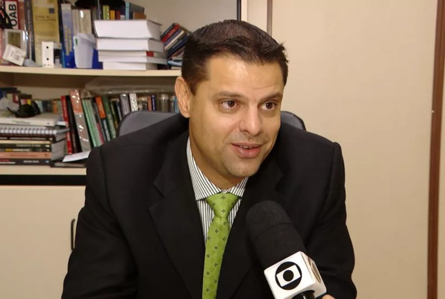stf-investiga-juiz-de-uberlandia-por-possivel-crime-de-desobediencia3A-reu-liberado-indevidamente.-ministro-solicita-parecer-da-pgr-e-cnj-para-esclarecer-o-caso
