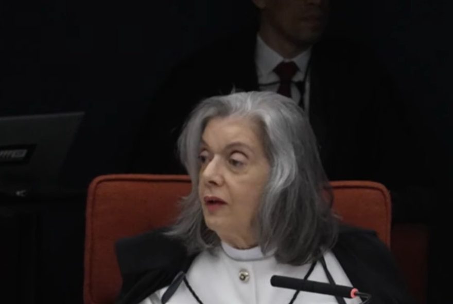stf-retoma-julgamento-da-bolsonaro-com-voto-de-carmen-lucia