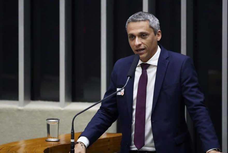 stf-suspende-acao-penal-contra-deputado-gustavo-gayer-pl-go-entenda-a-decisao-e-seus-desdobramentos