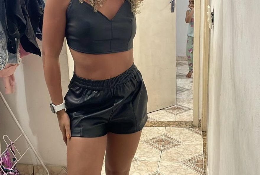 sther-sentiu-que-algo-ruim-iria-acontecer2C-so-nao-sabia-que-era-com-ela2C-diz-irma-de-jovem-morta-por-traficante-em-baile-funk-no-rio