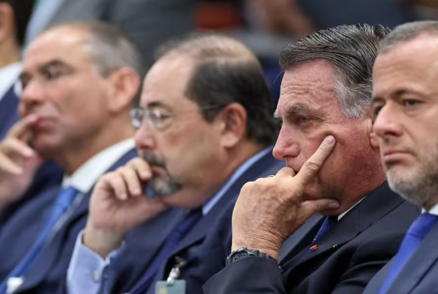 stm-descarta-rever-condenacao-de-bolsonaro2C-mas-garante-poder-cassar-patentes-de-militares