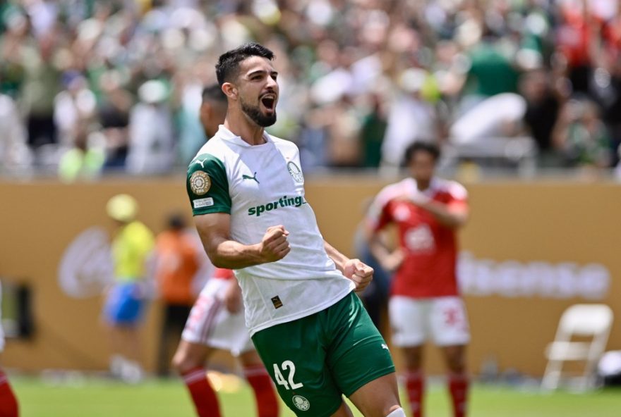 strong-lopez3A-o-gol-marcado-pelo-atacante-do-palmeiras-que-agitou-a-internet