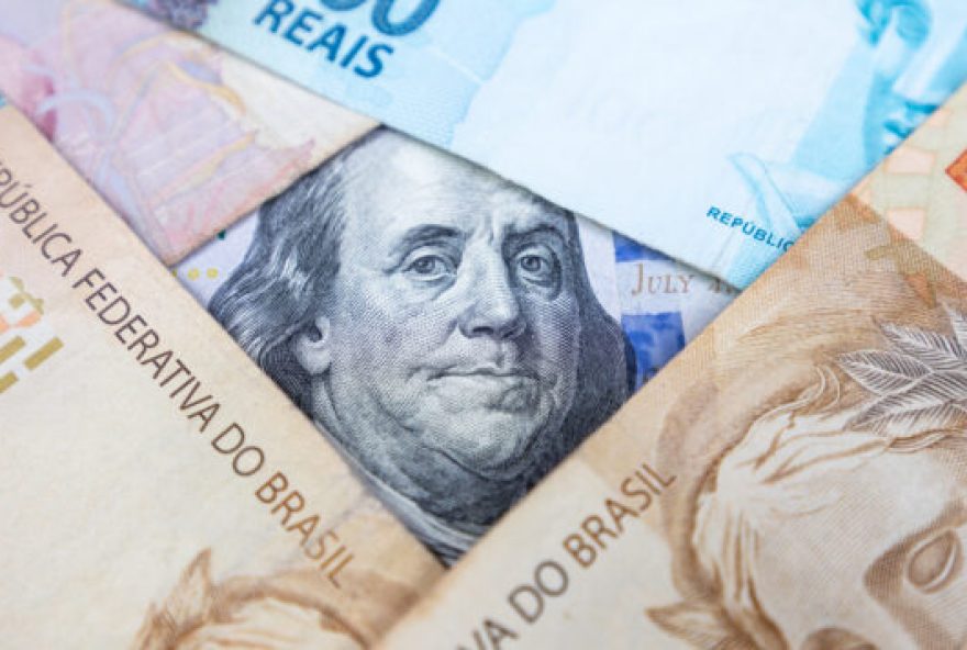 stuhlberger-afirma-que-valor-justo-do-dolar-e-r24-42C40 stuhlberger-afirma-que-valor-justo-do-dolar-e-r24-42C40