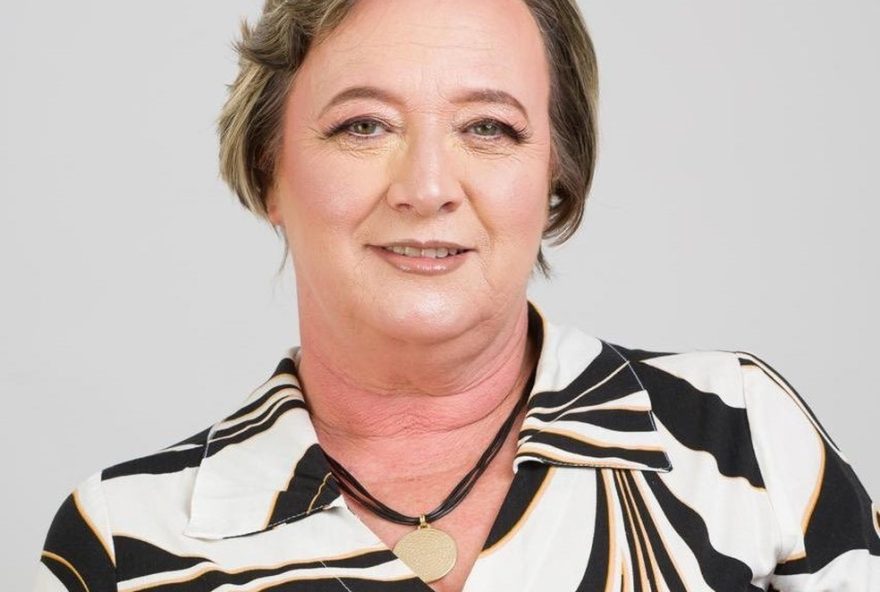suplente-maria-helena-de-barros-nunes-assume-vaga-de-vereador-em-guaratingueta
