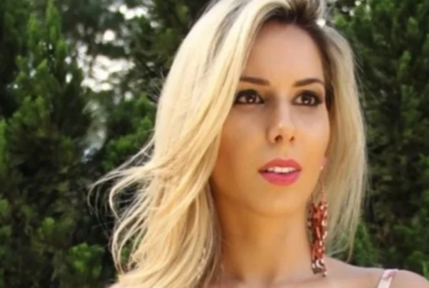 suspeita-de-aplicar-golpes-virtuais2C-barbie-do-crime-e-presa-em-goiania suspeita-de-aplicar-golpes-virtuais2C-barbie-do-crime-e-presa-em-goiania