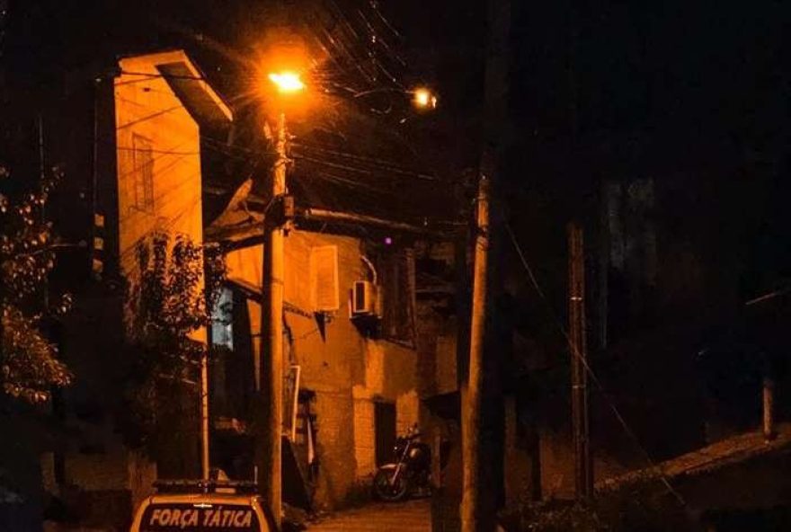 suspeito-de-duplo-homicidio-morre-apos-confronto-com-a-brigada-militar-em-bento-goncalves suspeito-de-duplo-homicidio-morre-apos-confronto-com-a-brigada-militar-em-bento-goncalves