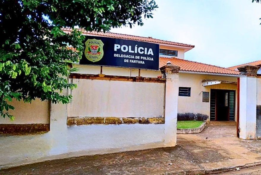 suspeito-e-preso-por-armazenar-videos-de-abuso-infantil-em-fartura2C-enquanto-outro-e-detido-por-trafico-de-drogas