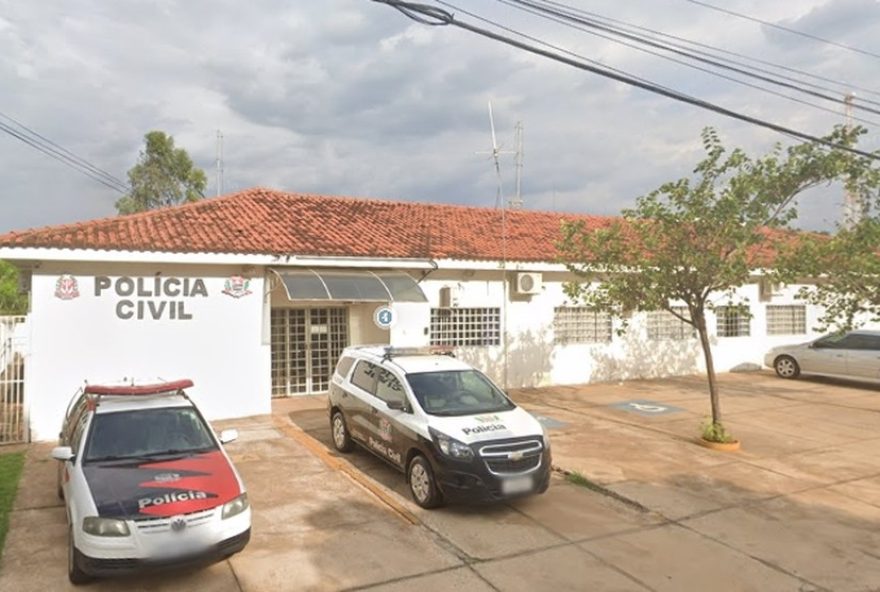 suspeito-e-preso-por-manter-irma-e-prima-sob-ameaca-em-carcere-privado suspeito-e-preso-por-manter-irma-e-prima-sob-ameaca-em-carcere-privado