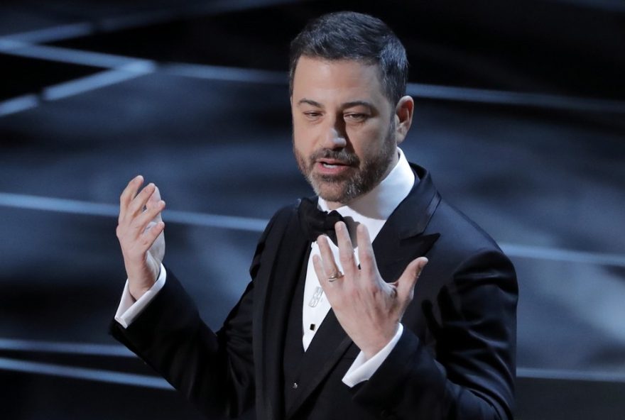 suspensao-de-programa-do-jimmy-kimmel-gera-polemica-nos-eua3A-donald-trump-comemora-decisao-da-abc