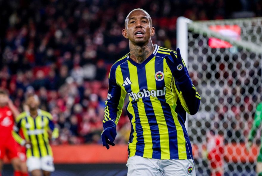 talisca-brilha-com-hat-trick-em-goleada-do-fenerbahce-na-liga-europa