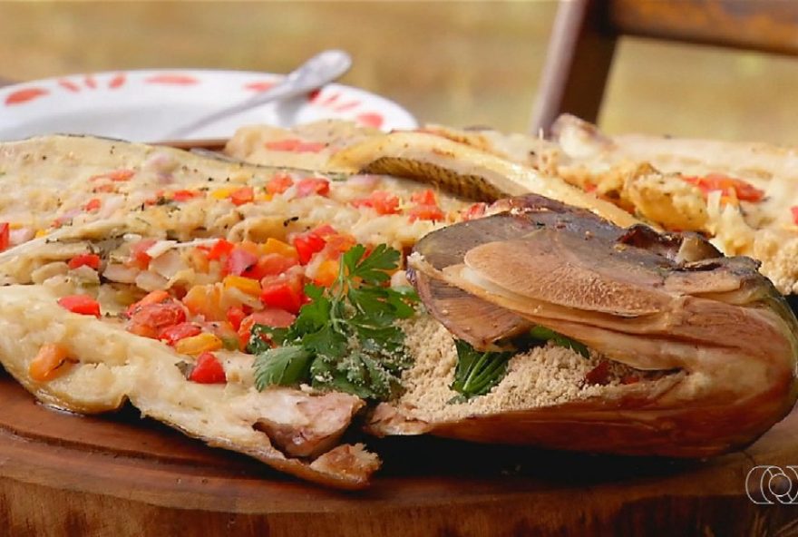 tambaqui-no-fogo-de-chao3A-receita-com-vinagrete-e-gengibre-pelo-sabores-do-campo tambaqui-no-fogo-de-chao3A-receita-com-vinagrete-e-gengibre-pelo-sabores-do-campo