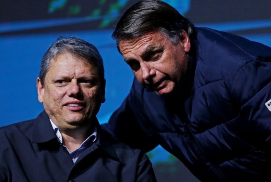 tarcisio-de-freitas-cancela-visita-a-bolsonaro-na-papudinha-apos-fala-de-flavio